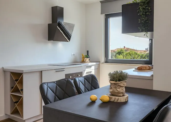 Erdgeschosswohnung Moonlight Mit Terrasse By Interhome Lejlighed *