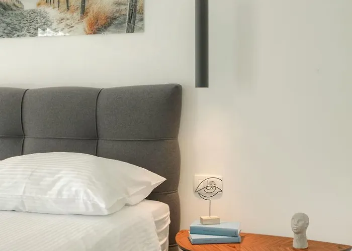 Erdgeschosswohnung Moonlight Mit Terrasse By Interhome Novigrad Istria