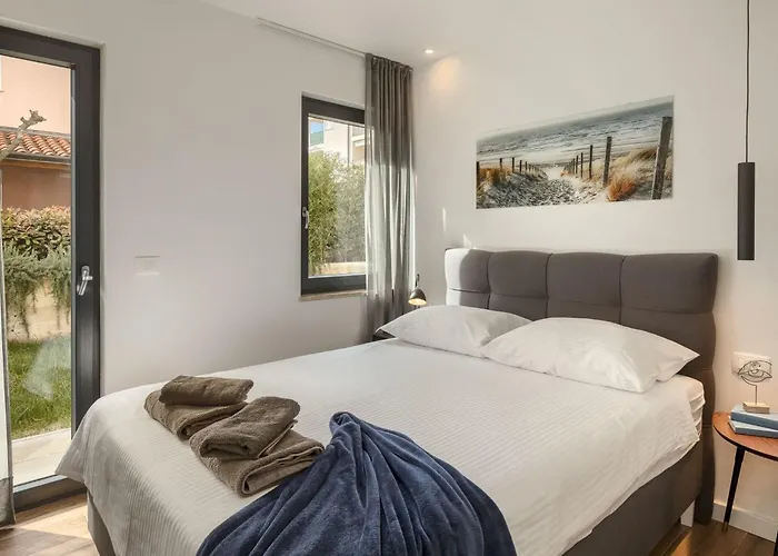 Erdgeschosswohnung Moonlight Mit Terrasse By Interhome Apartment