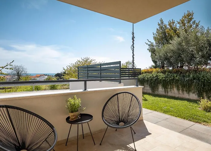 Lejlighed Erdgeschosswohnung Moonlight Mit Terrasse By Interhome *