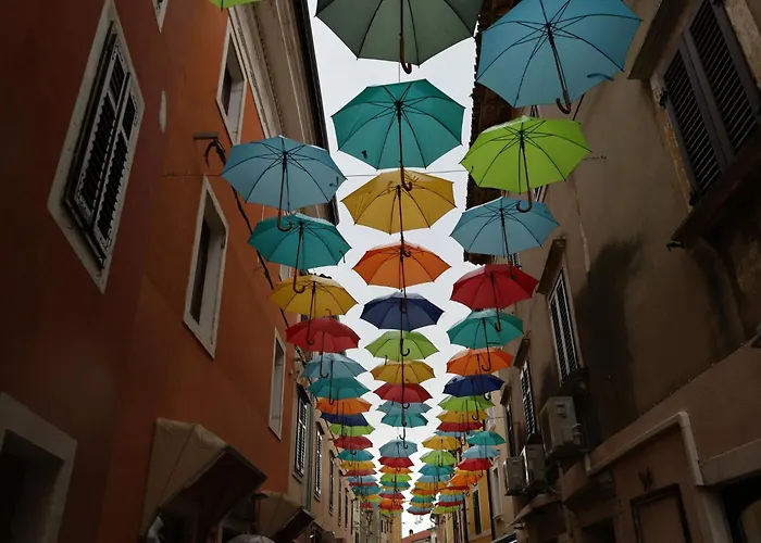 Erdgeschosswohnung Moonlight Mit Terrasse By Interhome Lejlighed *