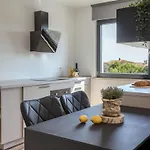 Erdgeschosswohnung Moonlight Mit Terrasse By Interhome Lejlighed *