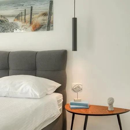 Erdgeschosswohnung Moonlight Mit Terrasse By Interhome Novigrad Istria