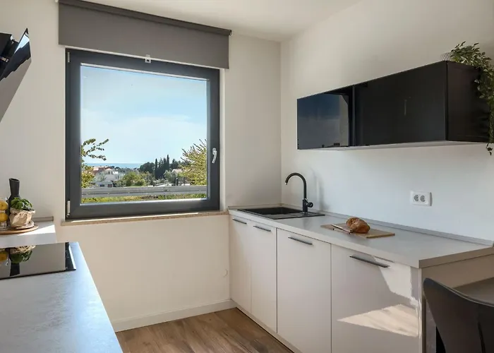 شقة Erdgeschosswohnung Moonlight Mit Terrasse By Interhome