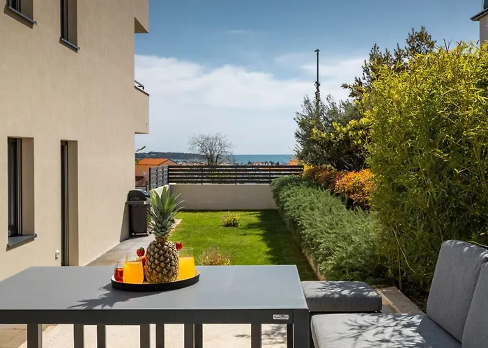 Erdgeschosswohnung Moonlight Mit Terrasse By Interhome شقة *